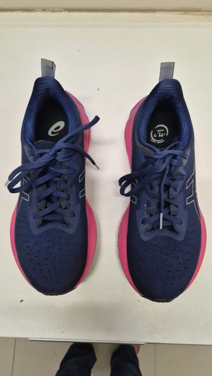 Tênis Asics Novablast 4