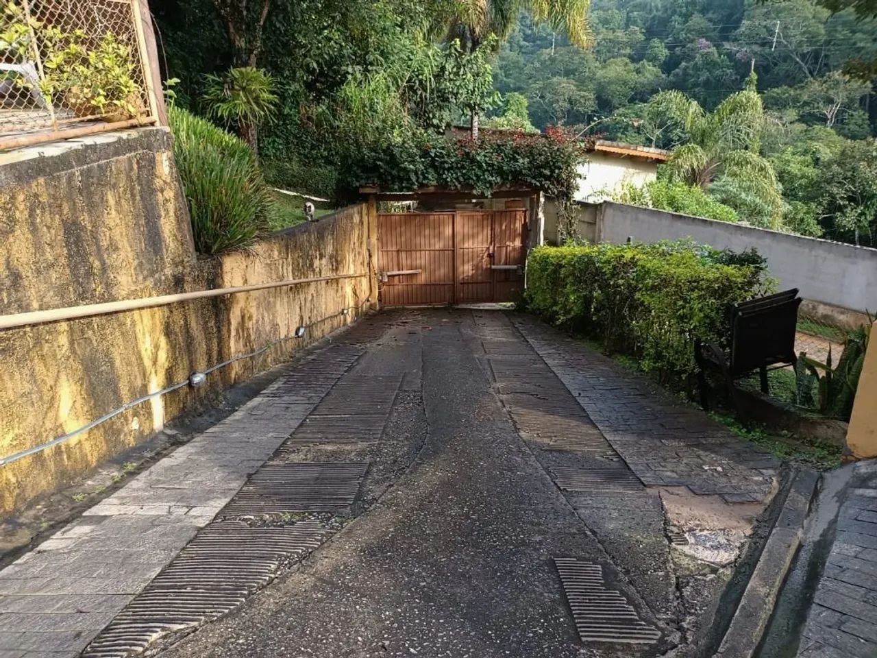 Chacara 1200m², com 270m² de área construída. - Foto 3