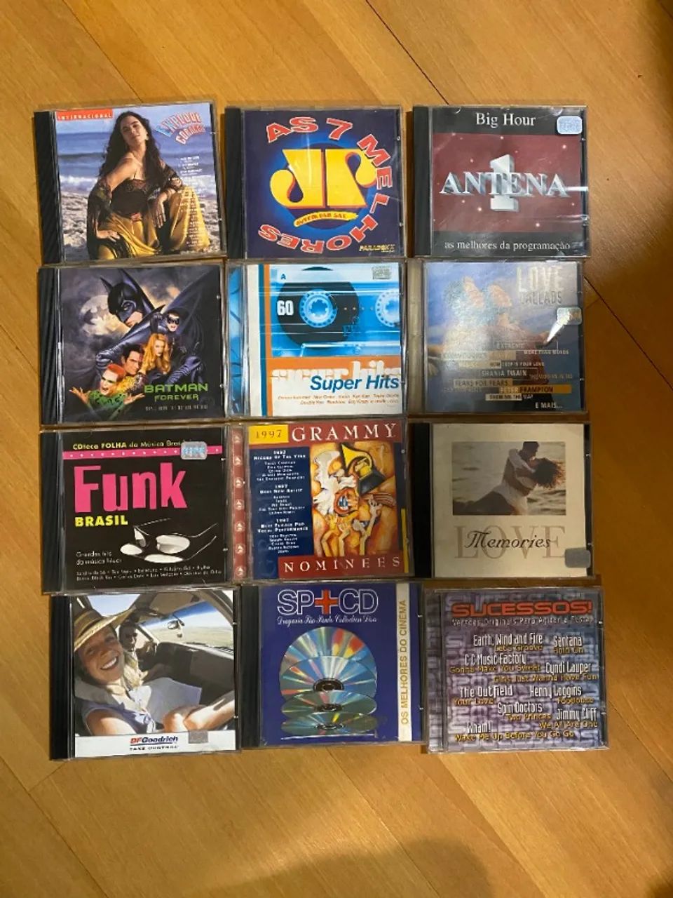 Lote de CDs e DVDs - Foto 5