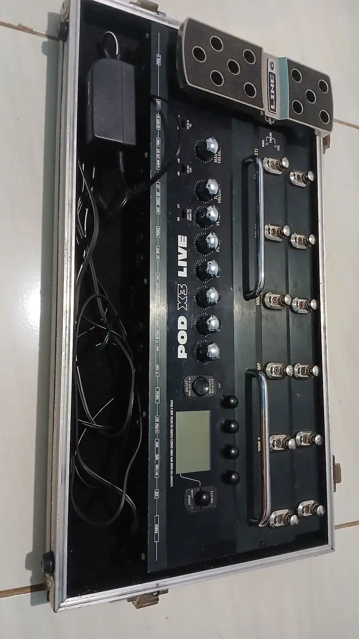 Pedaleira POD X3 Live + case. Bem conservada. - Foto 4