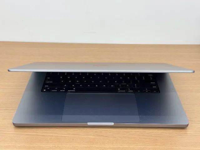 MacBook Pro 2021 16 Polegadas - 16GB - 1TB SSD - M1 PRO