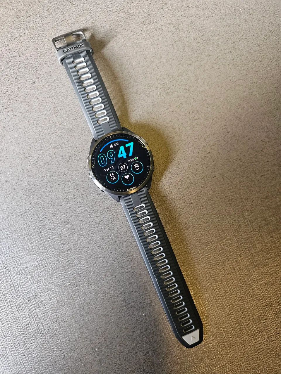 Garmin Forerunner 965 Preto Amoled 47mm Touchscreen - Foto 4