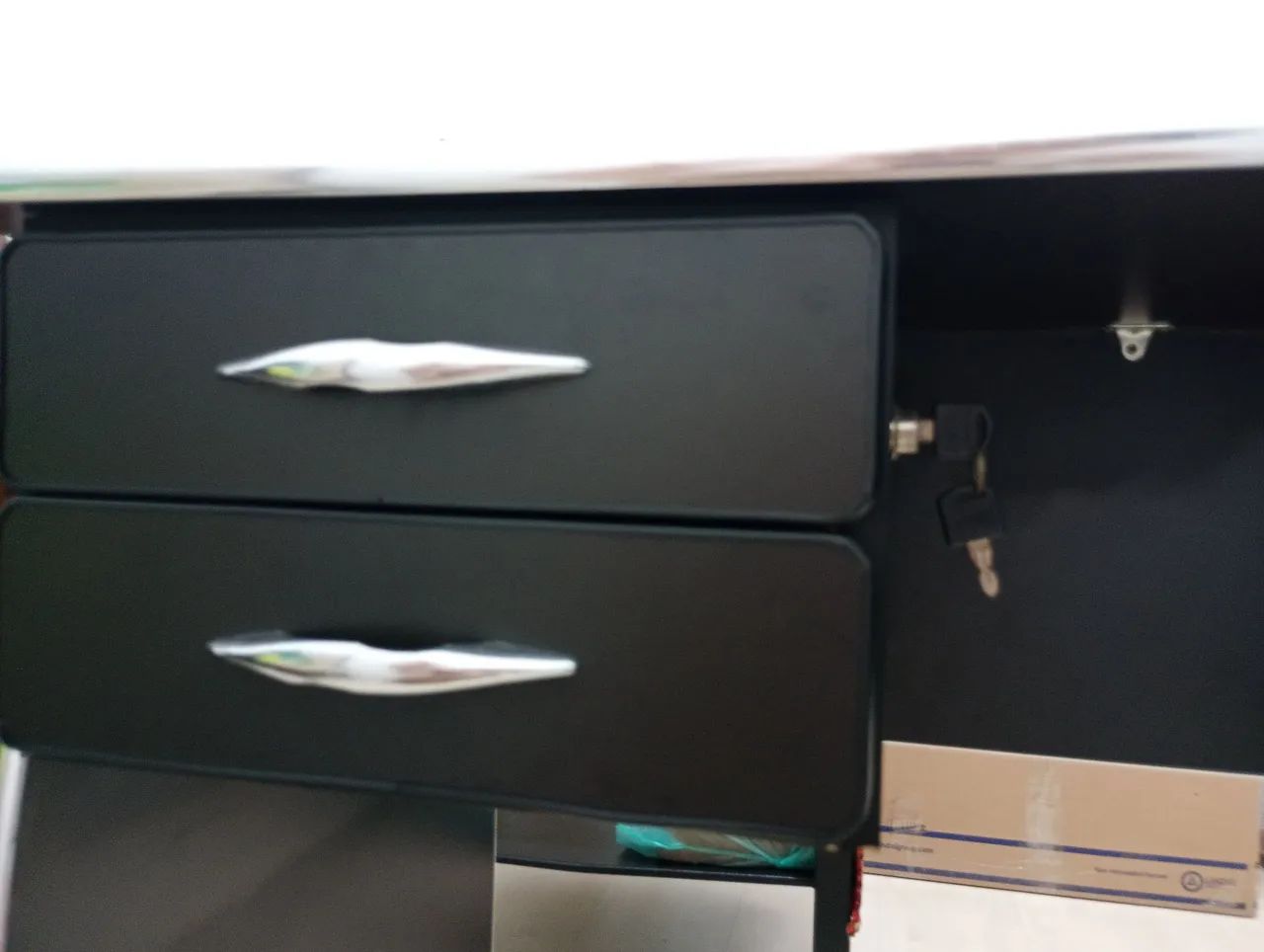 Mesa em L com gavetas em excelente estado para uso  - Foto 5