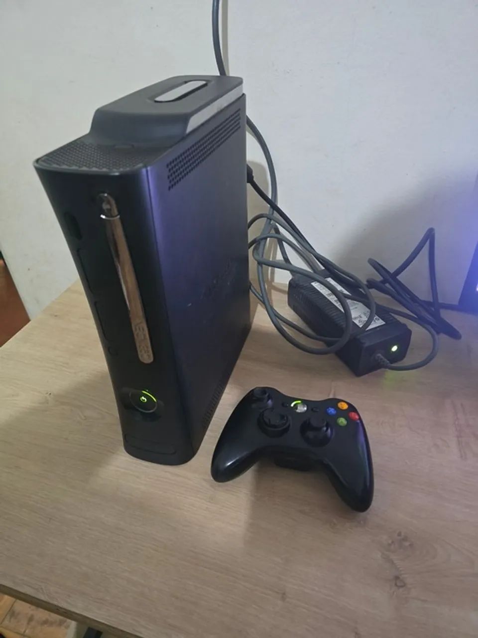 Xbox 360 Fat Arcade com controle original e kinect - Foto 2