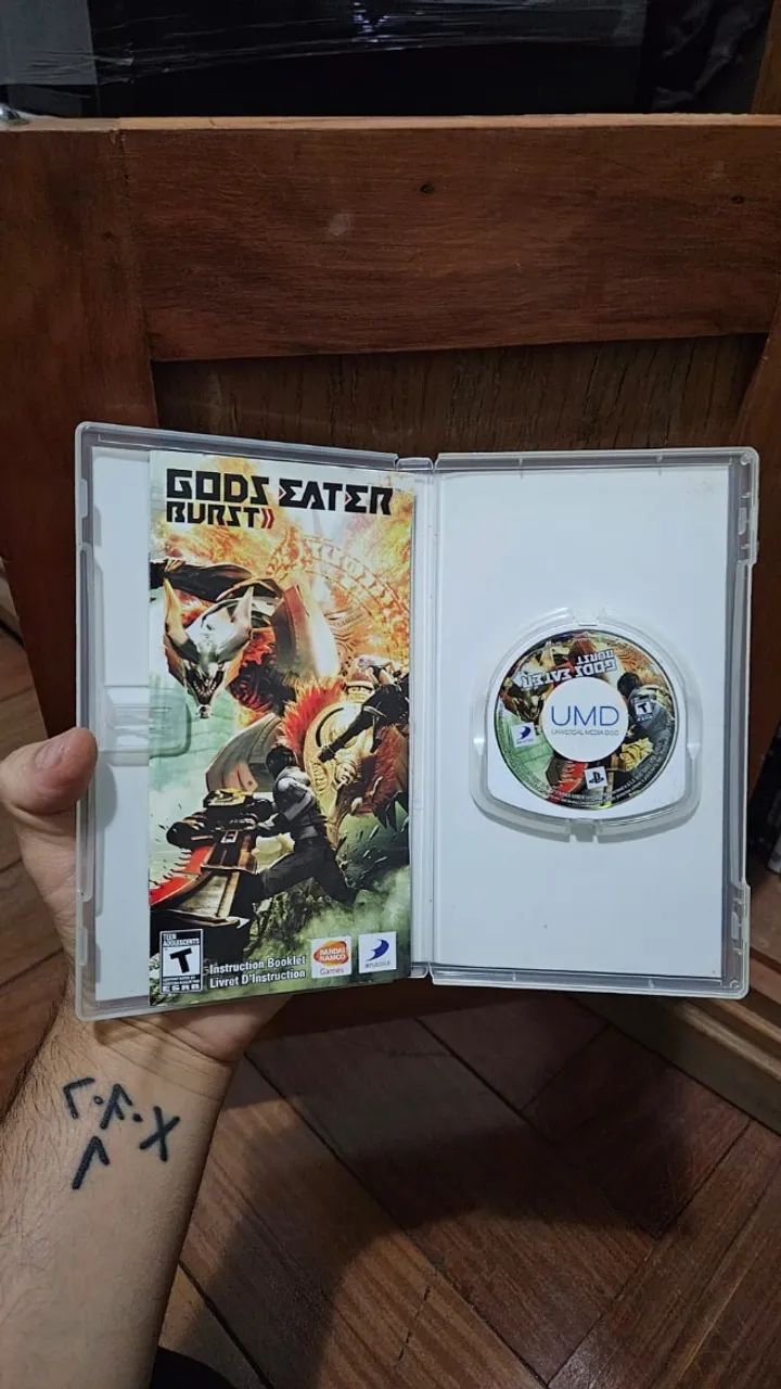 Jogo Gods Eater Burst PSP - Foto 2