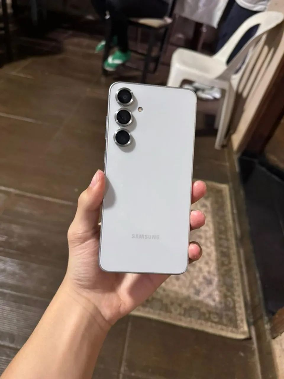 Samsung Galaxy S24 FE 