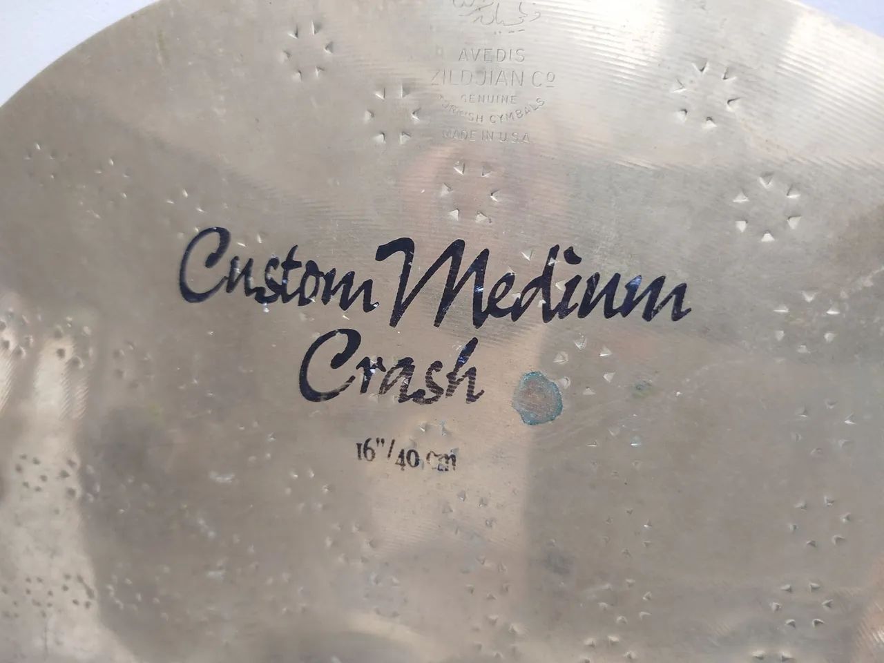 Prato Zildjian Z Custom Medium crash 16 - Instrumentos musicais
