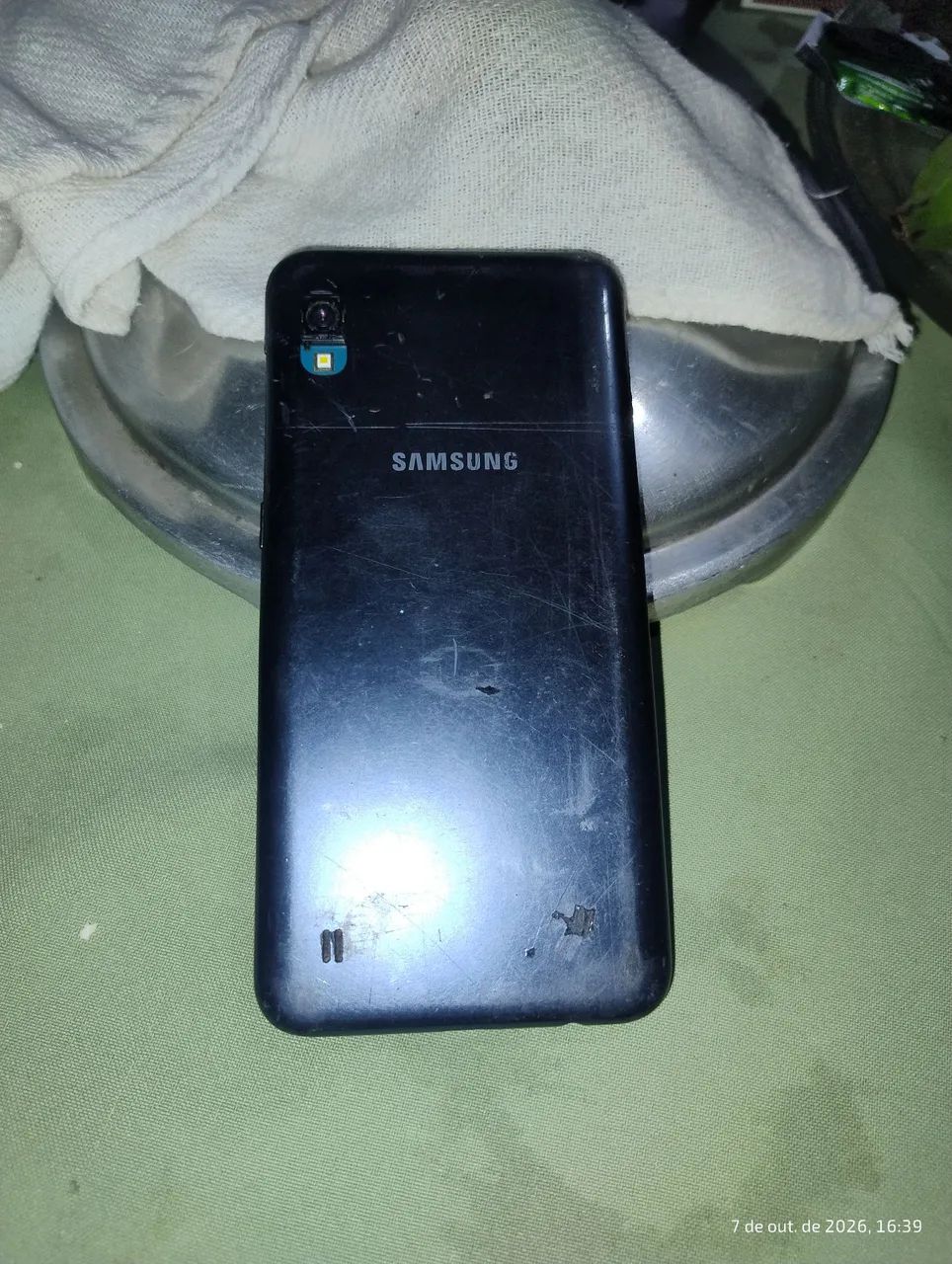 Celular Samsung A10 com tela quebrada para trocar