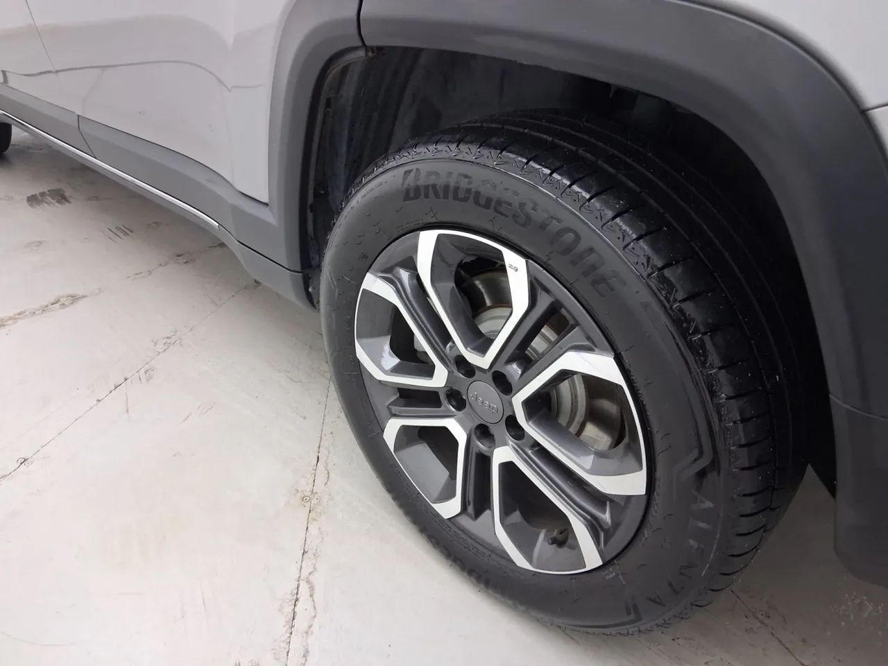 Jeep Commander Limited T270 1.3 TB Flex Aut., foto 12 de 18