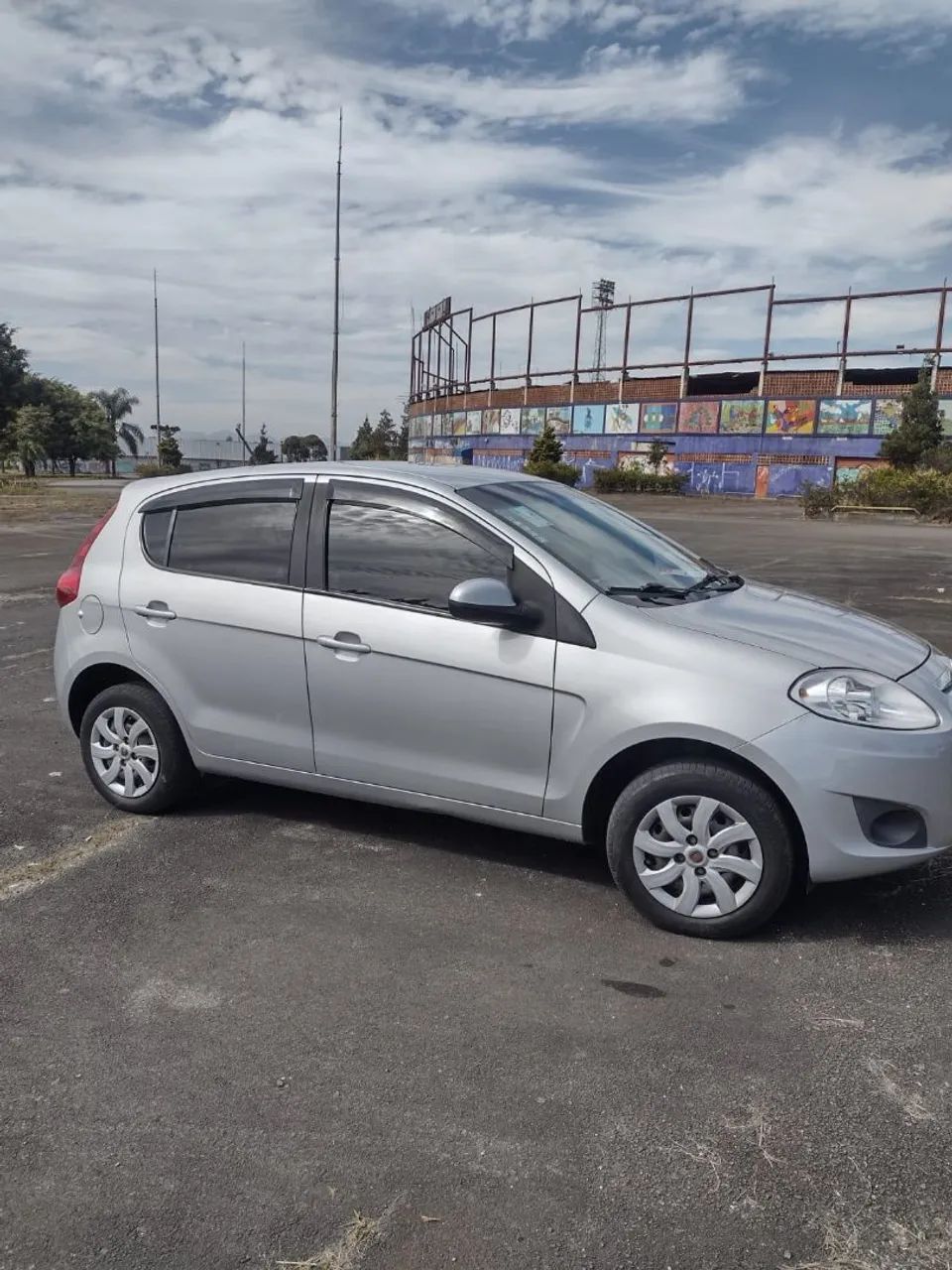 Fiat Palio Attractive 1.0 EVO Fire Flex 8V 5P 2017 - Foto 4