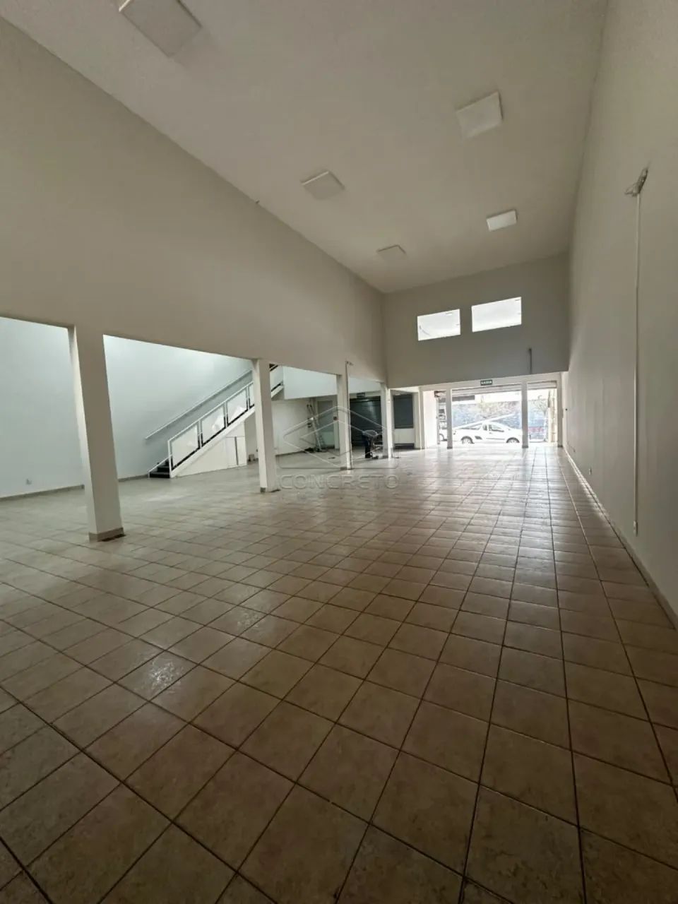 EXCELENTE PRÉDIO COMERCIAL EM ÓTIMA LOCALIZAÇÃO NO CENTRO DE BAURU/SP - Foto 2