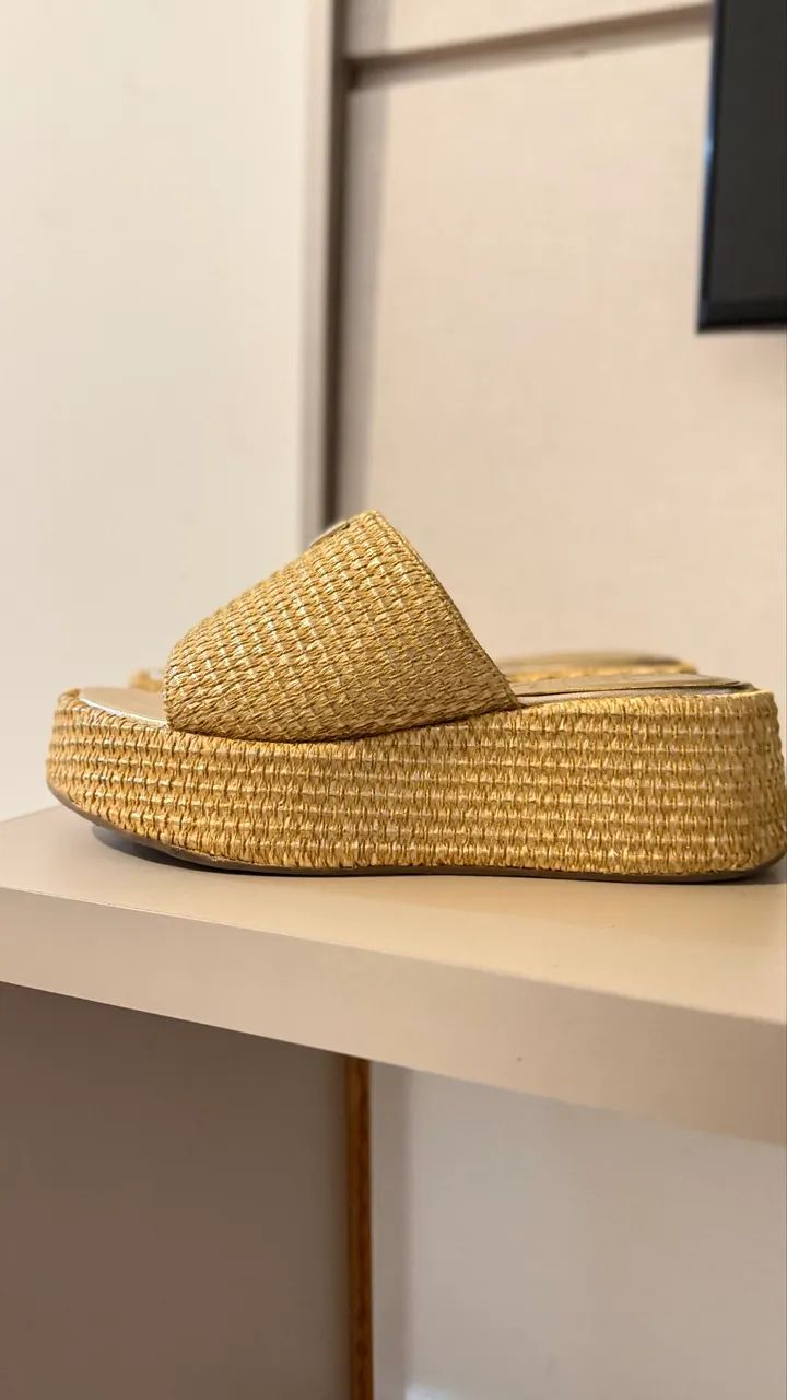 SCHUTZ