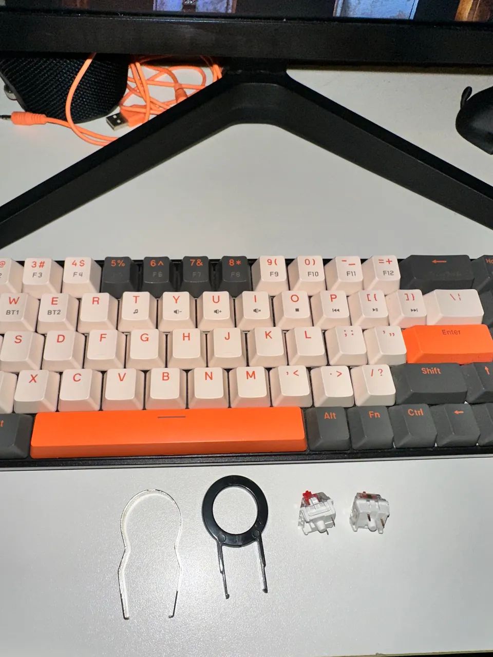 Teclado Mecânico 60% Sem fio