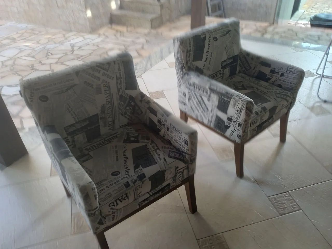 Dois sofás 150,00 cada - Foto 3