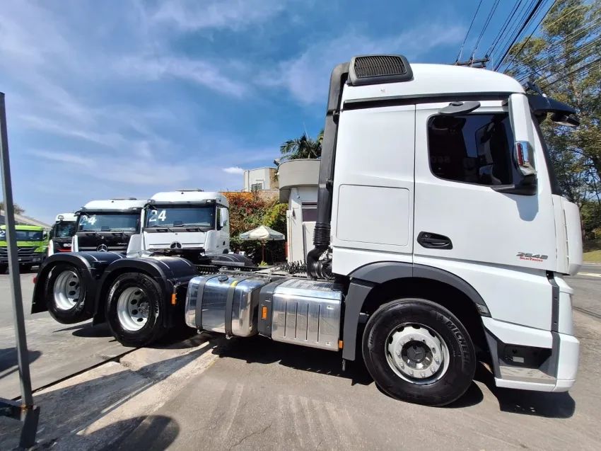 Mercedes Benz Actros 2548 6x2 23/24. - Foto 4