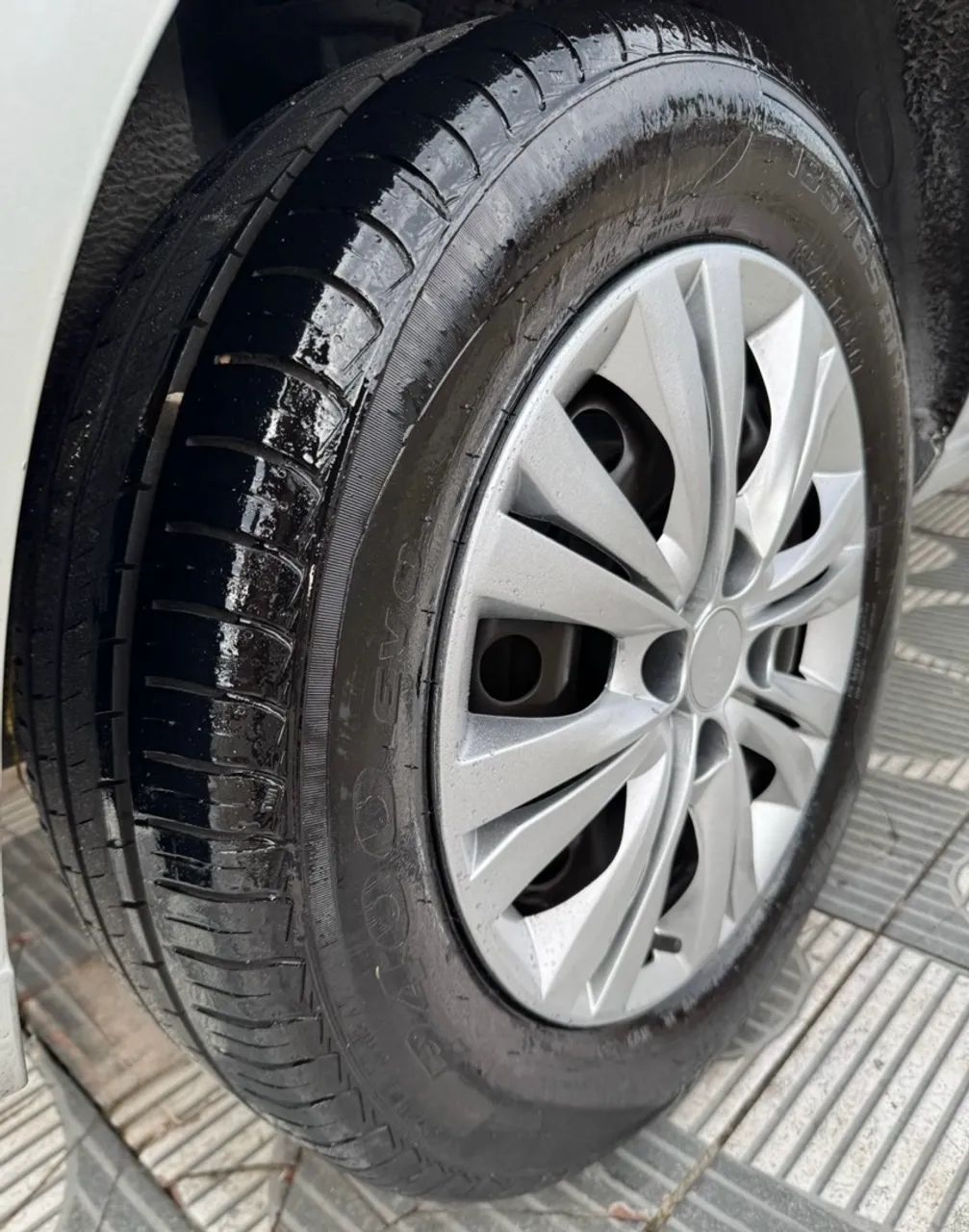 Volkswagen Gol Geração VII 1.0 12V Flex Mec. 4P, foto 13 de 16