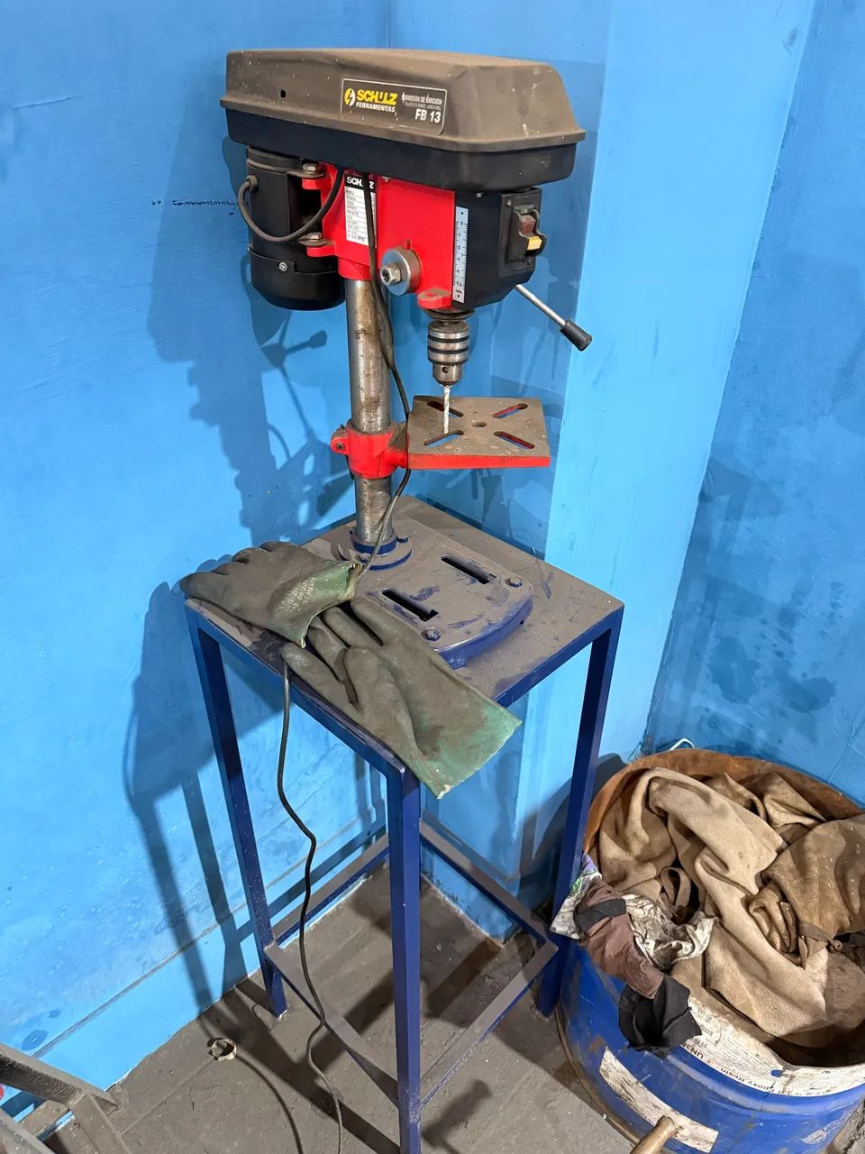 Furadeira bancada 
