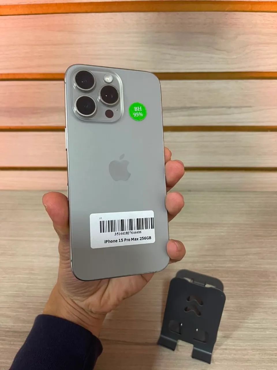 IPHONE 15 pro Max 256GB - Foto 3