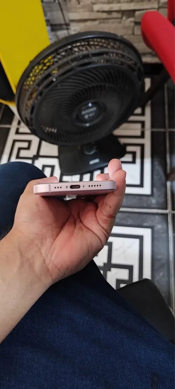 IPHONE 15 rosa 128gb  - Foto 2