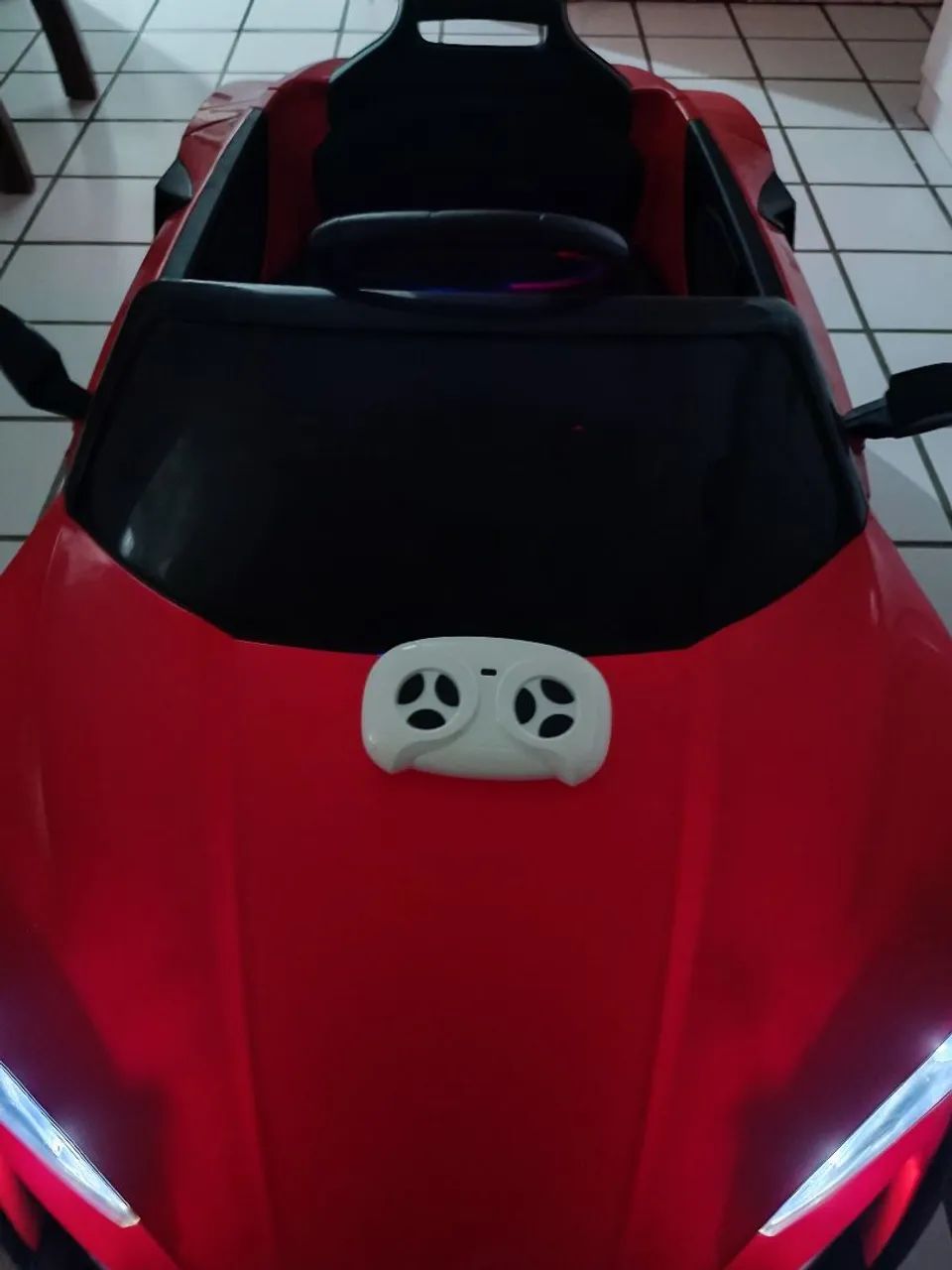 Carro elétrico infantil 
