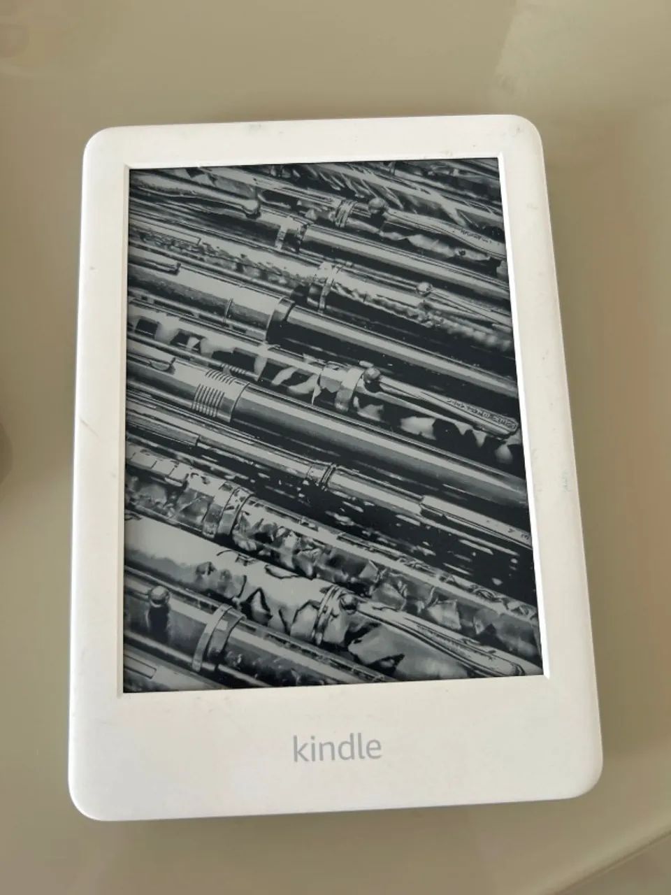 Kindle 第10世代 広告なし 8GB ホワイト Kindle Paperwhite 第10世代 8GB 広告なし 箱・カバー - メルカリ