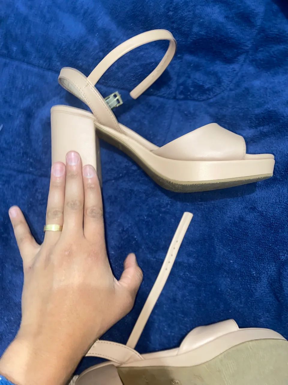 Sandália Constance tamanho 35 - Foto 3