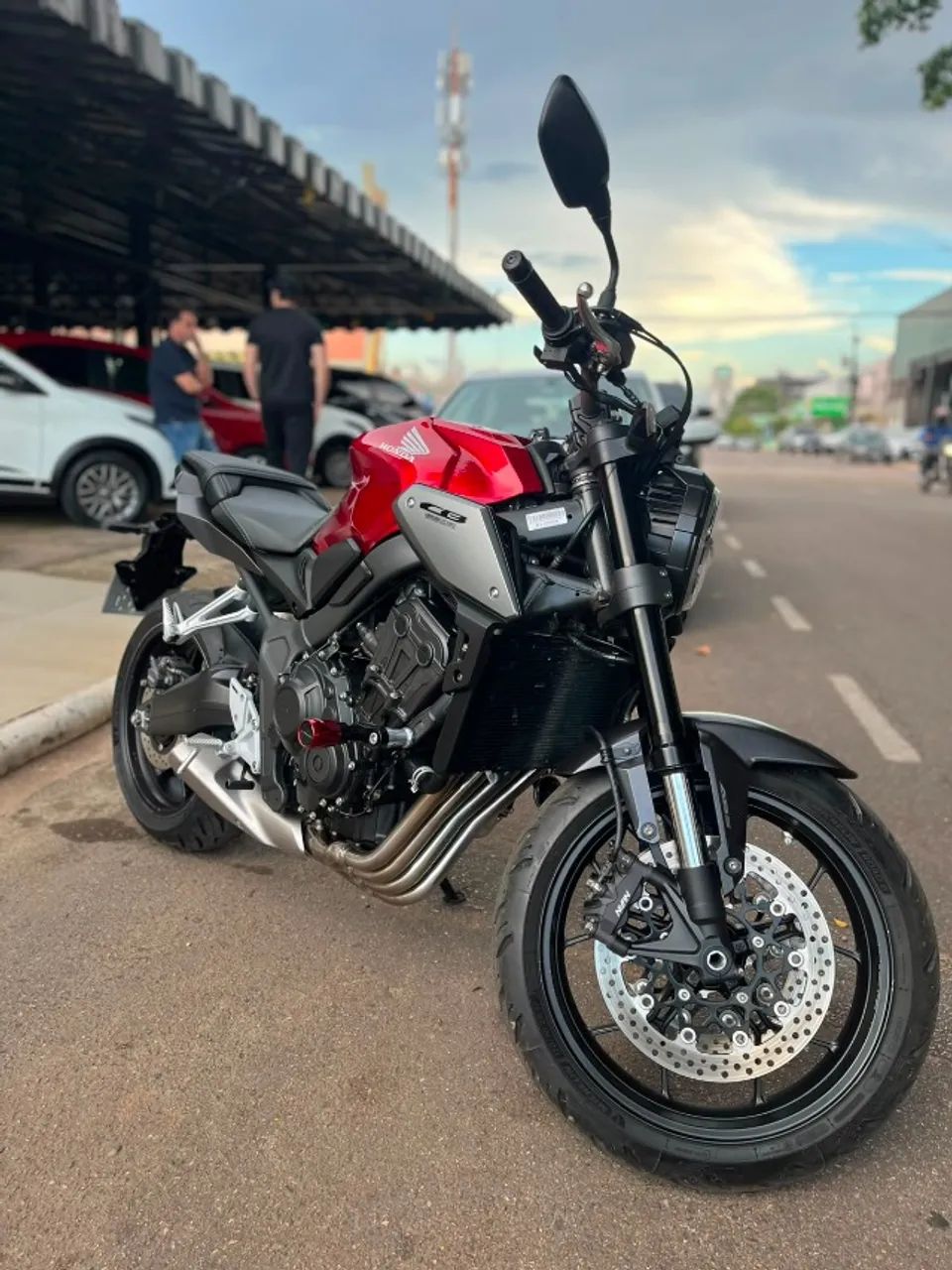 CB 650R