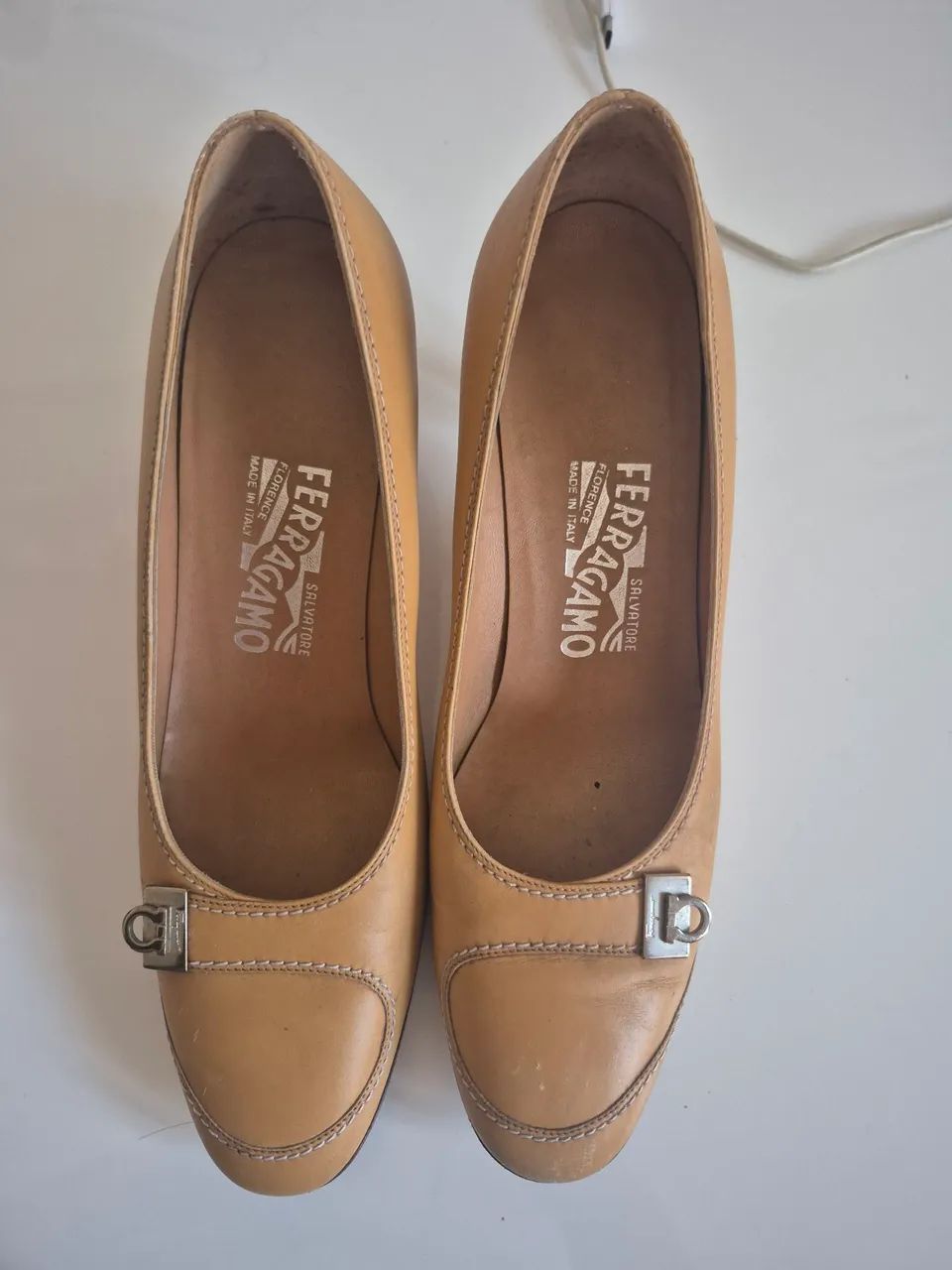 Salto baixo Salvatore Ferragamo 35