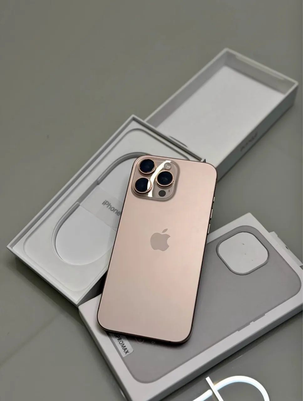 iPhone 16 pro Max 256gb - Foto 2