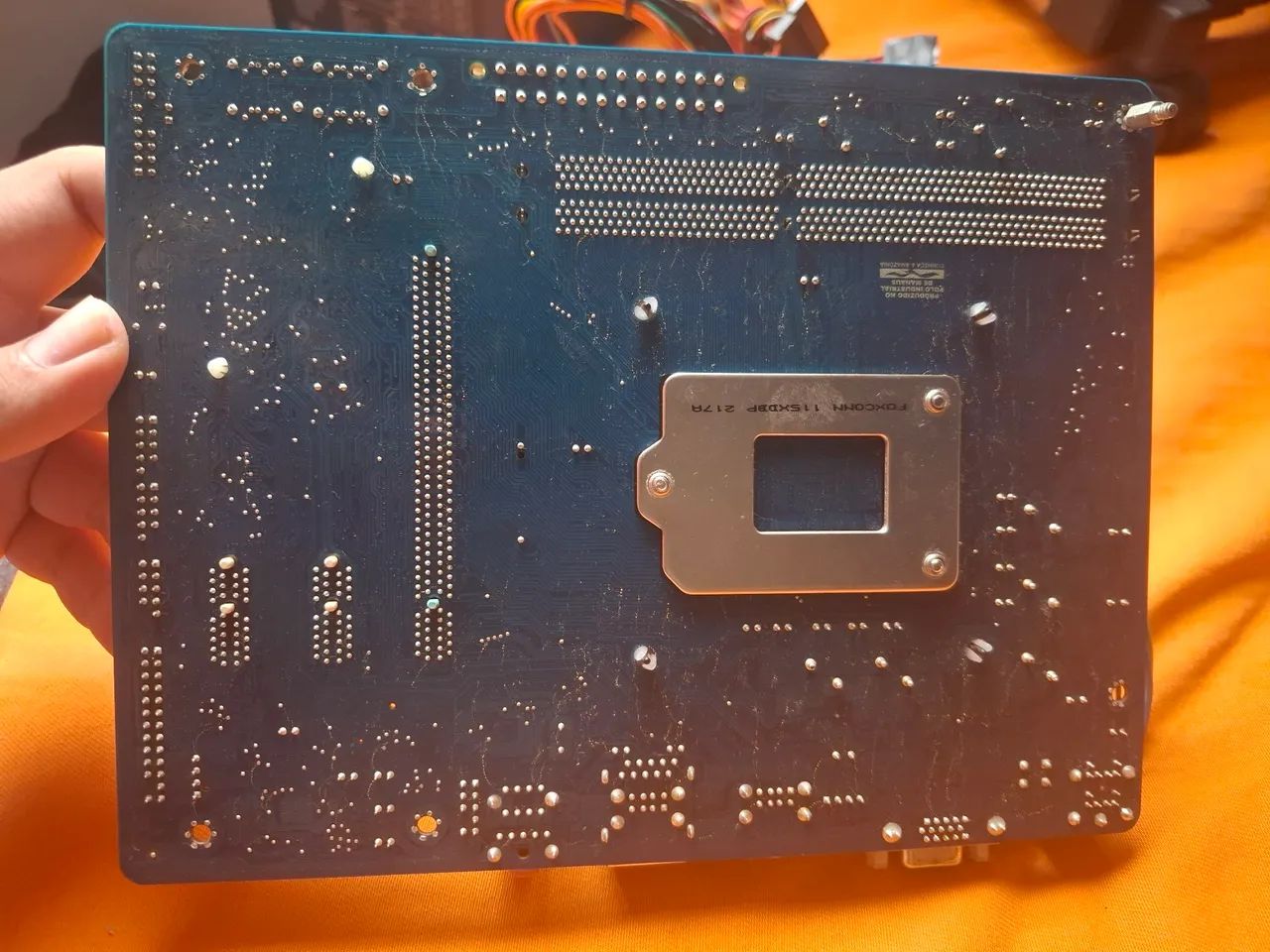 Placa-mãe Gigabyte GA-H61M-DS2 + Cooler Intel - LGA1155 - Foto 3