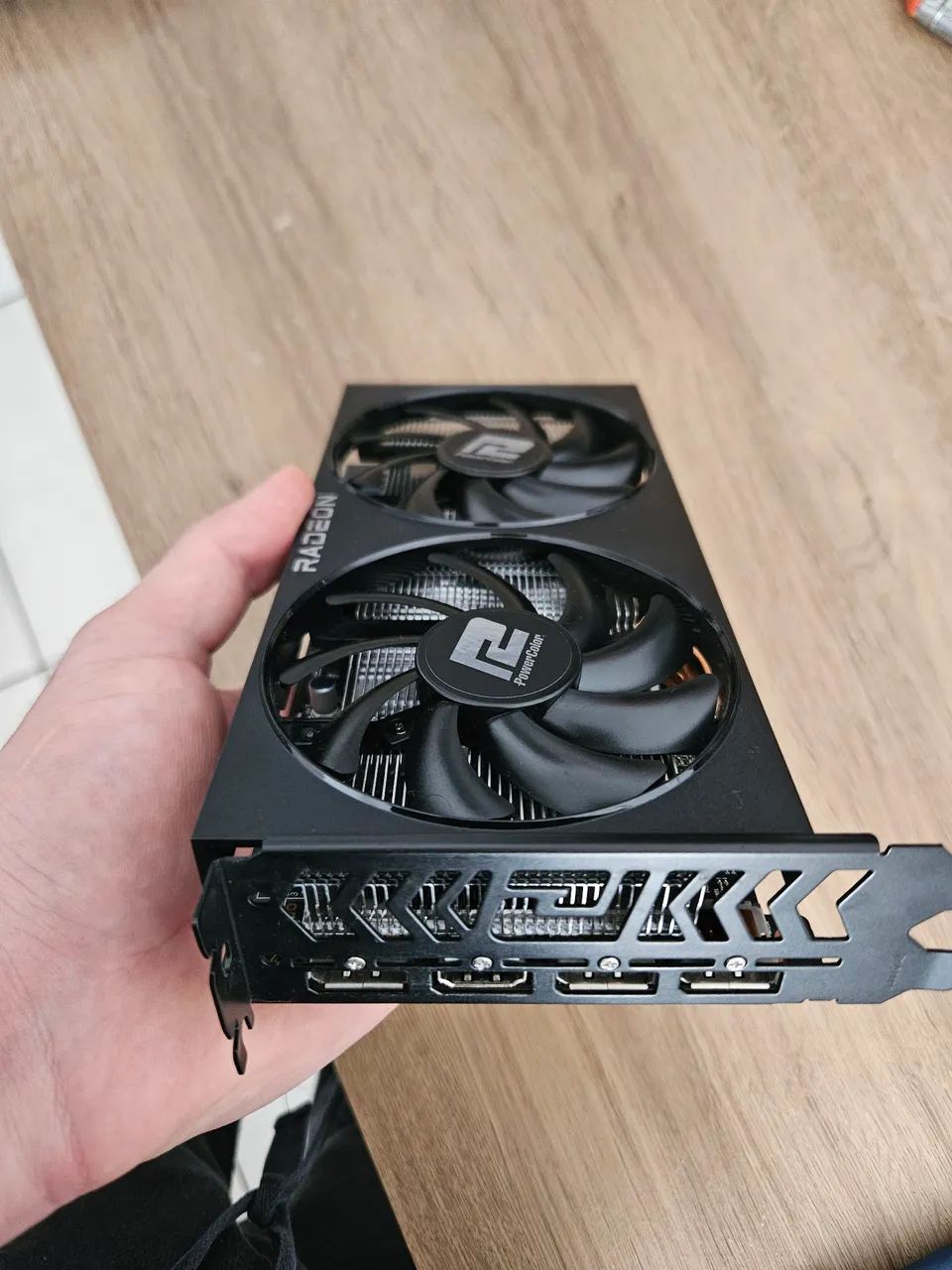 Radeon RX 7600 Powercolor 8gb - Foto 2