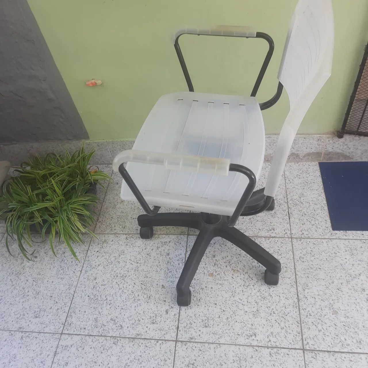 Cadeira para escritório  - Foto 5