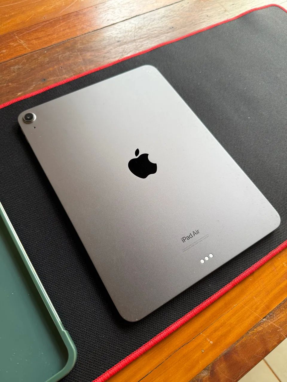 iPad Air 5 (M1) Completo com Apple Pencil - Excelente Estado - Foto 2