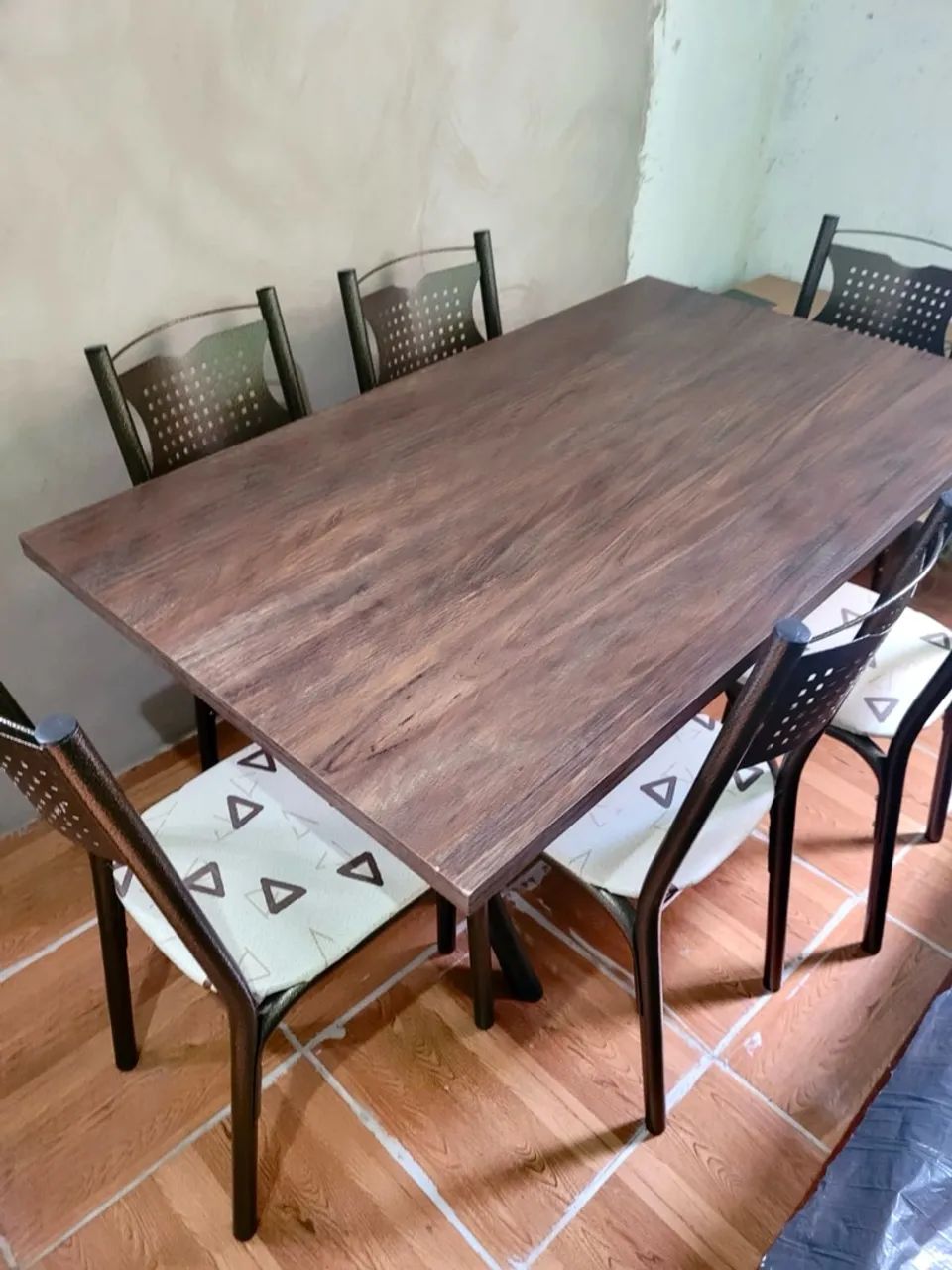 Mesa com 6 cadeiras  - Foto 2