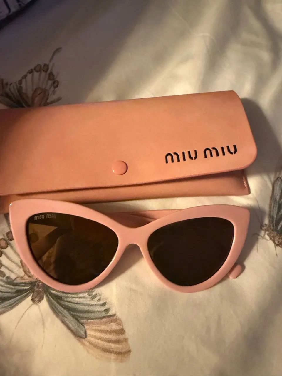 Óculos miu miu rosa!!! Novo! 