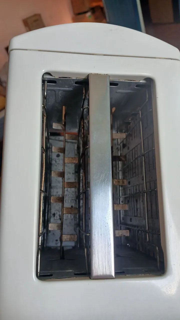 Torradeira e batedeira black e decker  - Foto 3