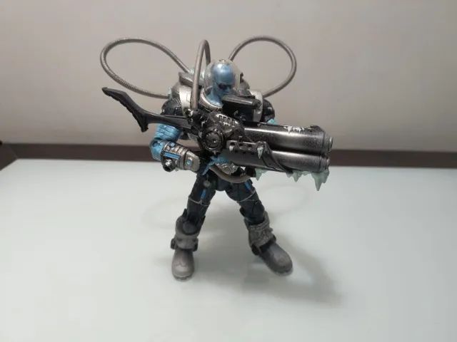 Action Figure Mr Freeze: DC Comics classics