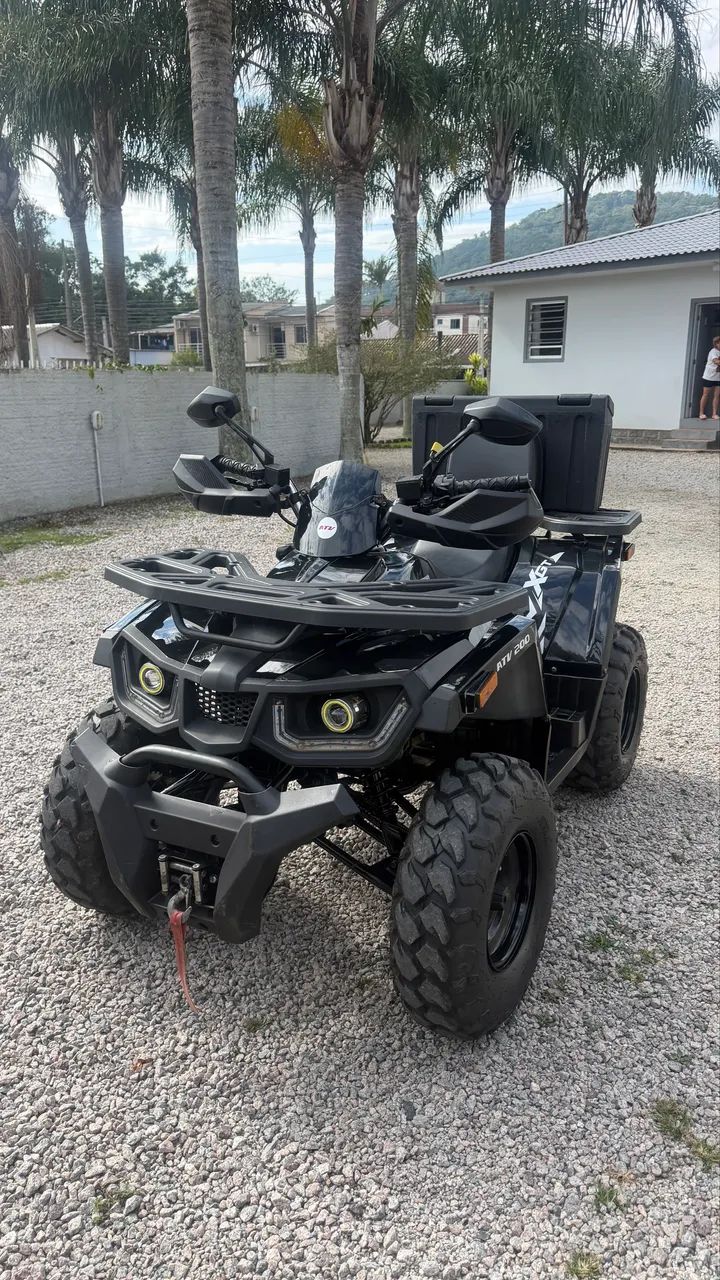 Quadriciclo ATV 200 automático 