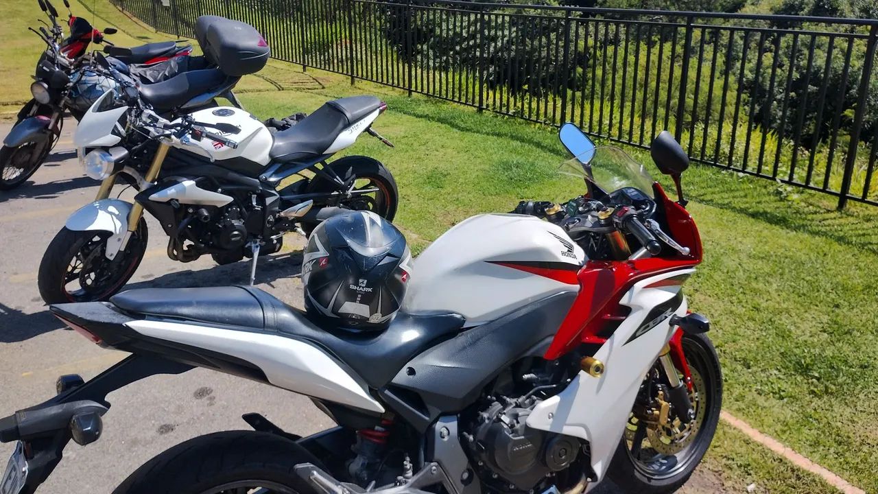 CBR 600f 2012 - Foto 3