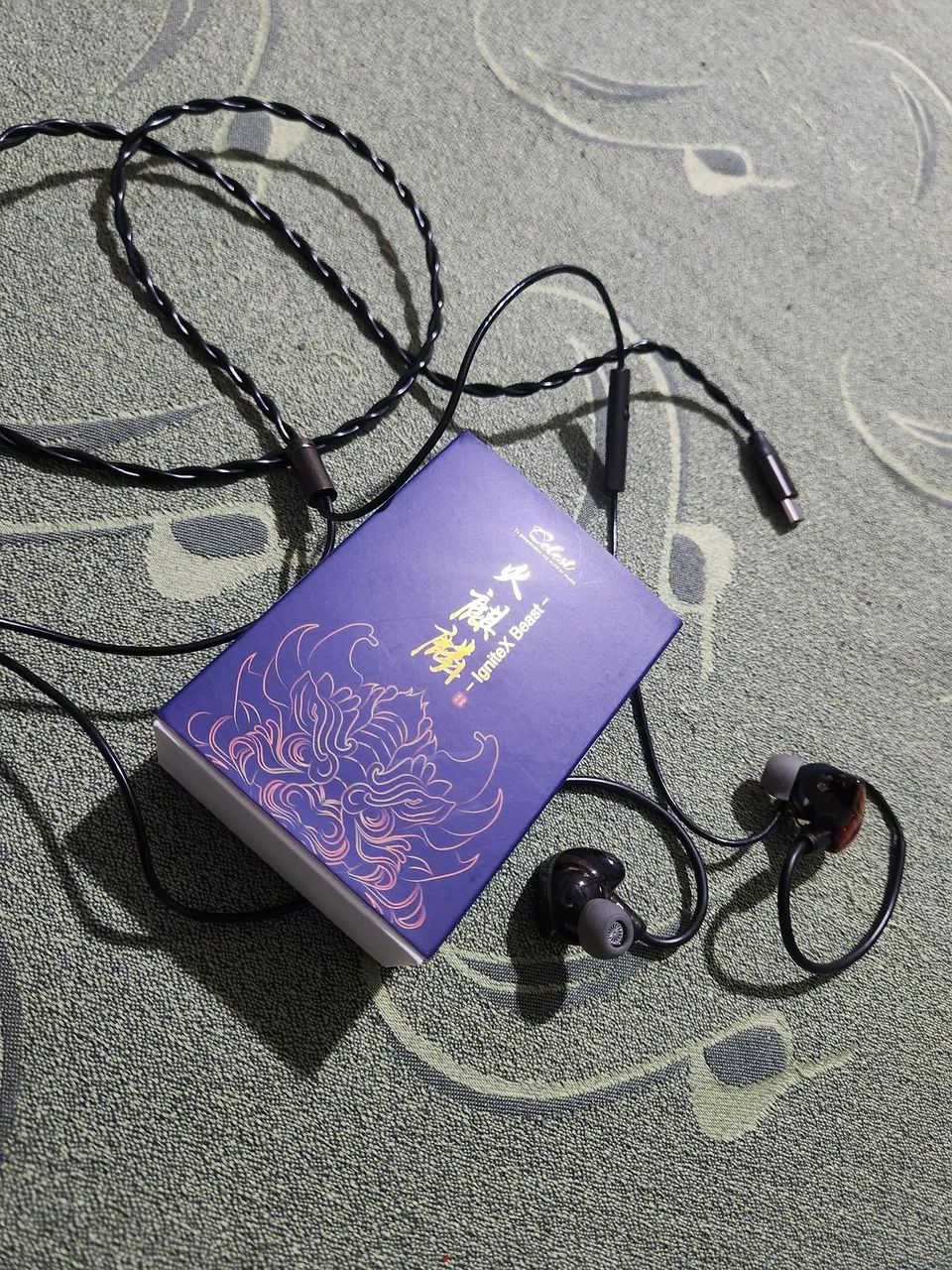 Fones Celest IgniteX Beast
