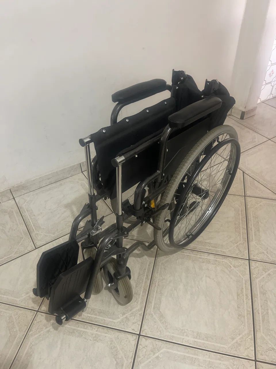 Cadeira de Rodas Dellamed  - Foto 4