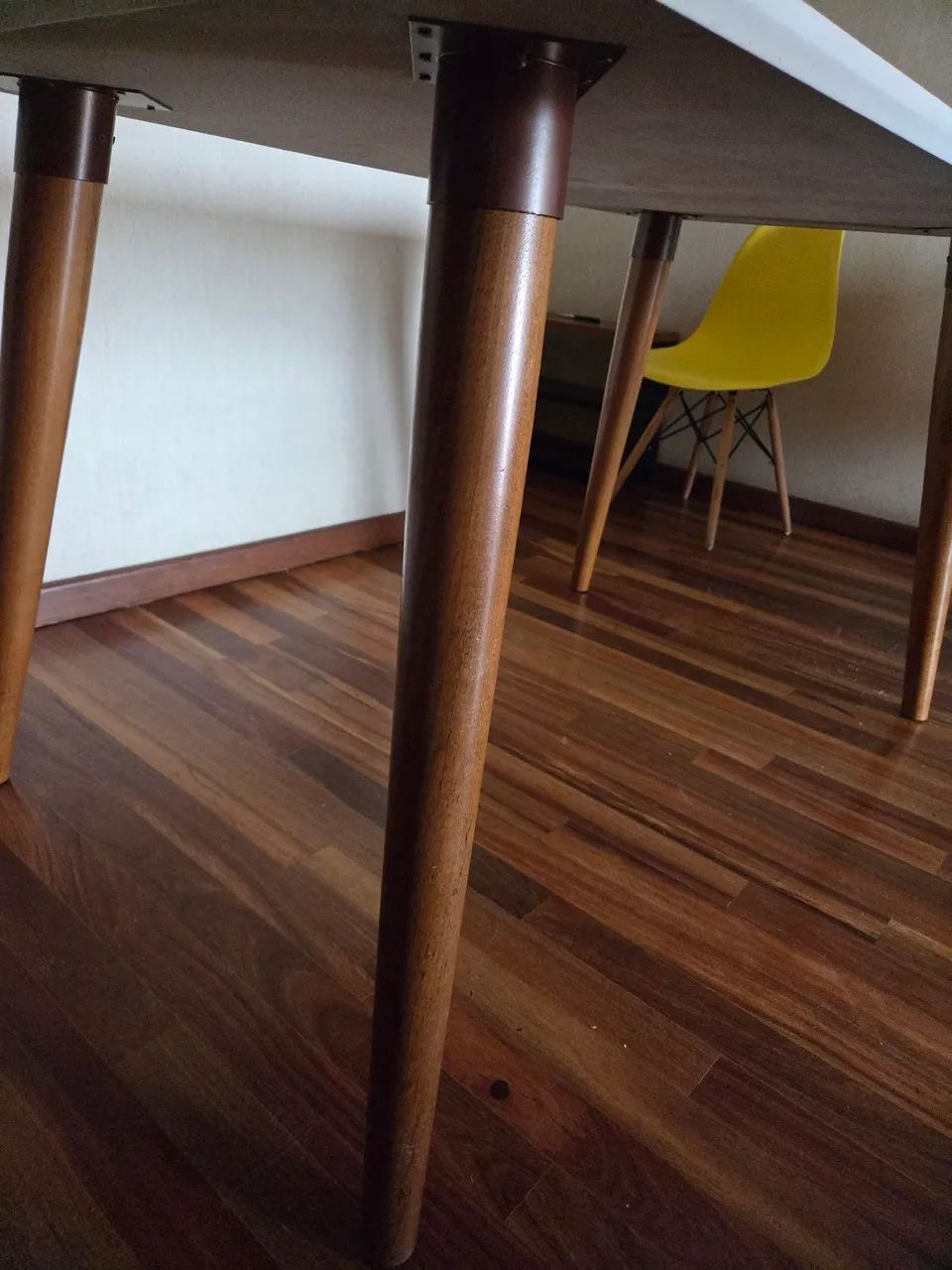 Mesa de jantar Pés de Madeira - Foto 2