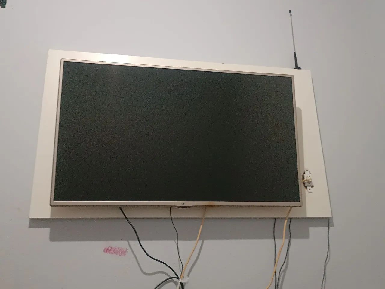 Tv LG 43"