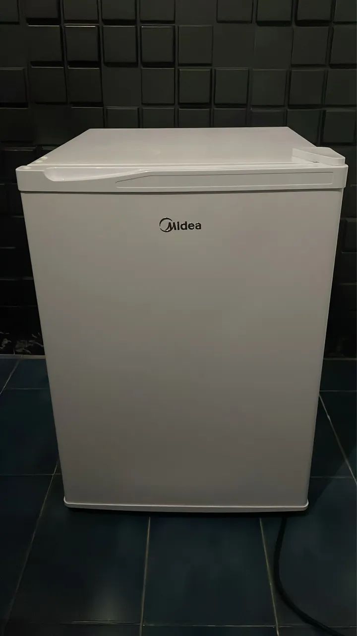 FRIGOBAR NOVO 