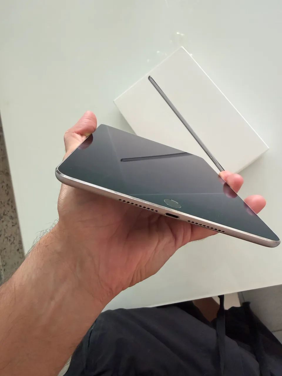 iPad Mini 4 prata 128gb com caixa e acessórios - Tablets e E