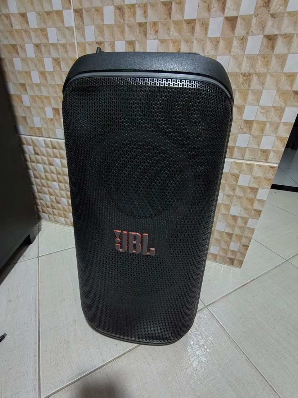 Caixa de som JBL  - Foto 3