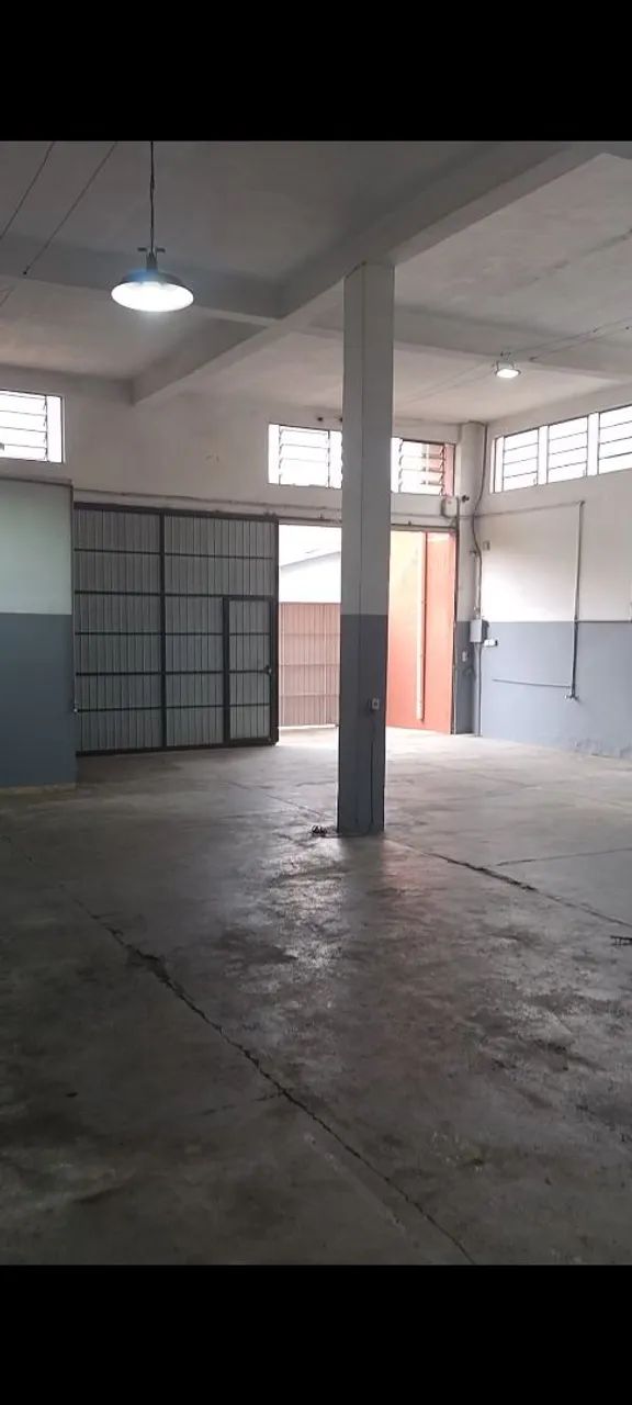 Alugo Barracão no CIC - Foto 2