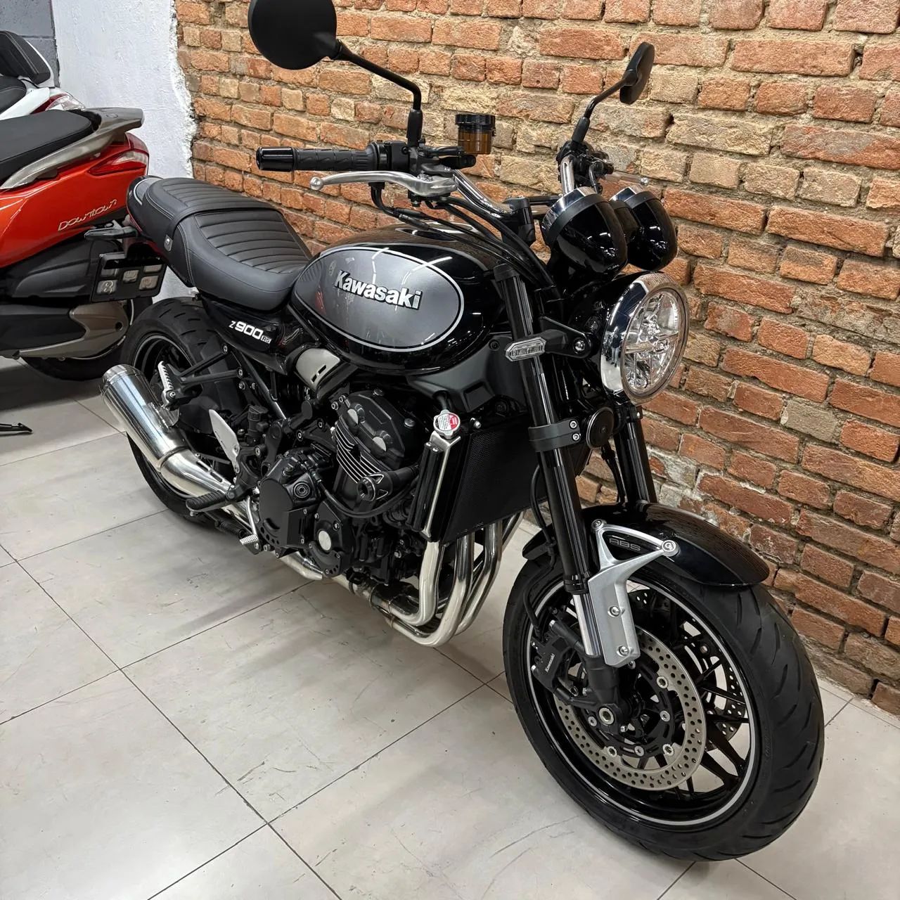 Kawasaki 900 - Foto 4