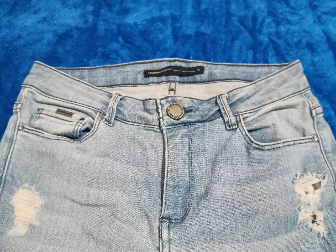 Calça jeans azul marfino Tam 36 - Foto 2