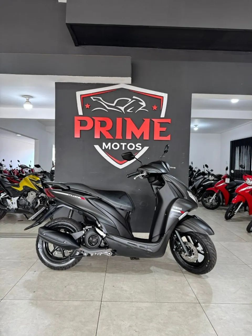 YAMAHA Fluo 125 
